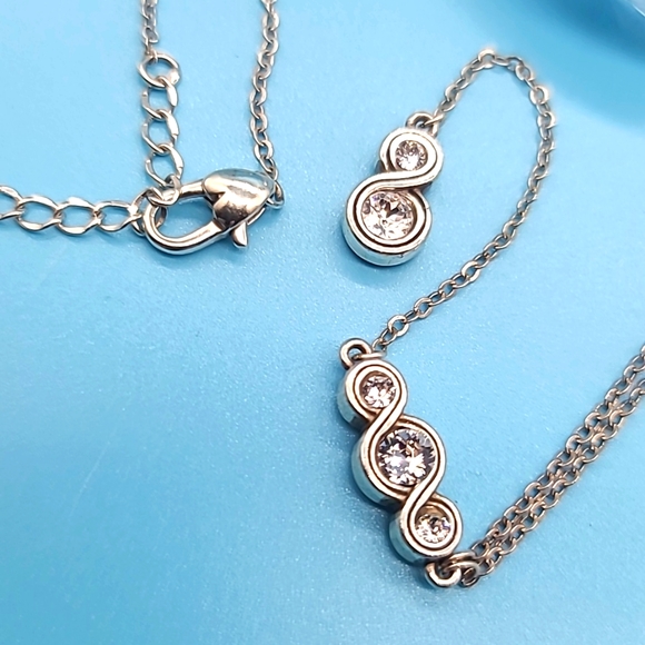 NWOTS! $89 Brighton "INFINITY SPARKLE-Y" Lariat of Large Swarovski Crystals! - Picture 5 of 9